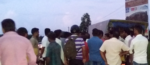 Kundapur : Cops seize cattle laden truck 1